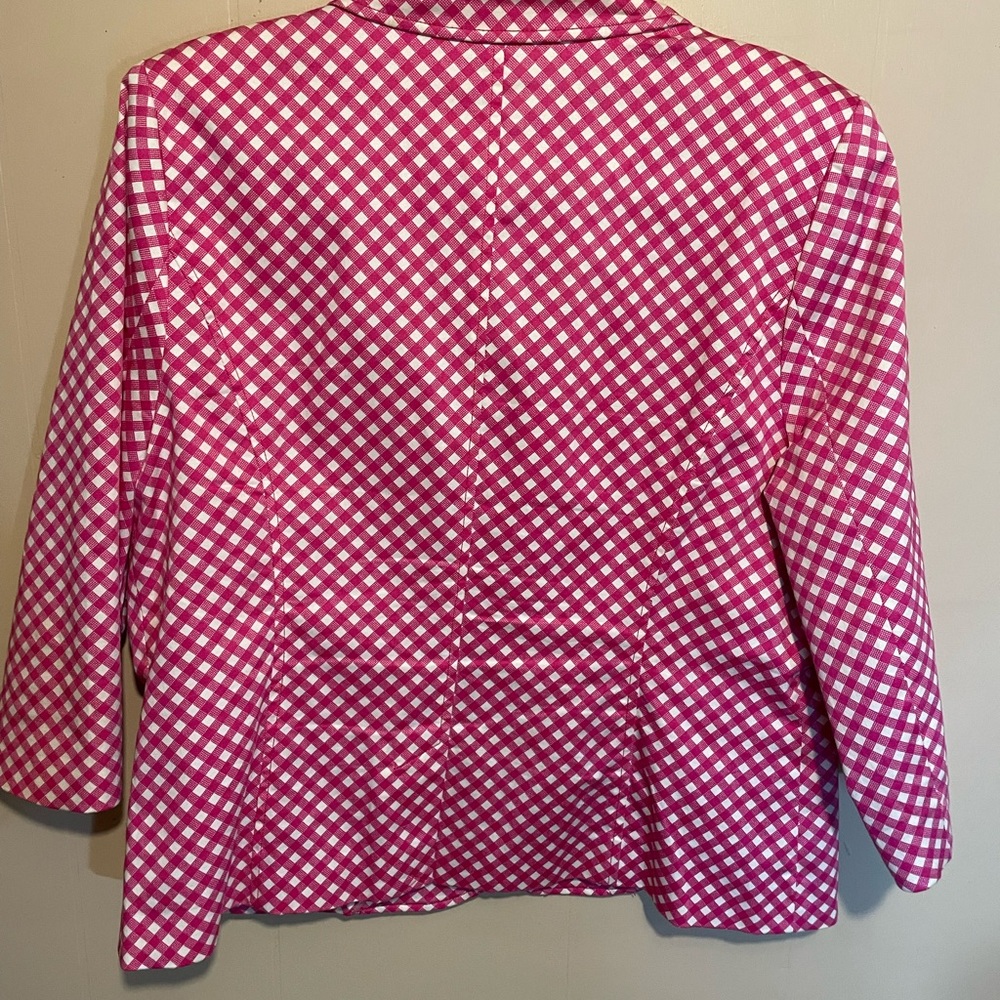 Women’s Jacket - Picture 2 of 3